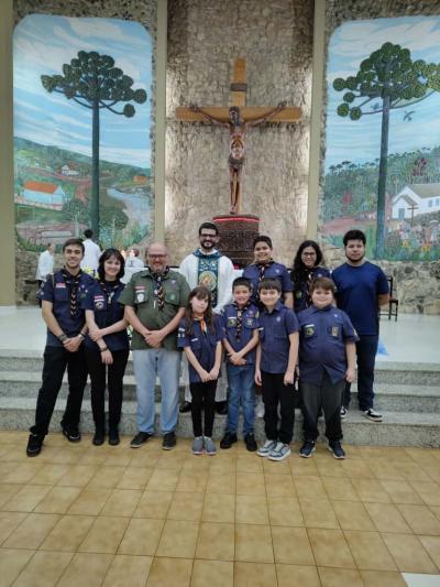 3º Dia da Novena reúne centenas de devotos no Santuário Nossa Senhora Aparecida Celebração foi presidida pelo Padre Aroldo Shinemann Filho e marcada por fé
